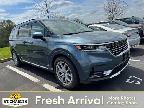 Used 2024 Kia Carnival SX Prestige image 1