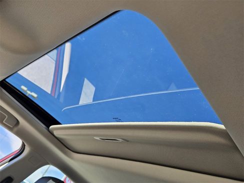 New 2025 Nissan Altima 2.5 SR image 17