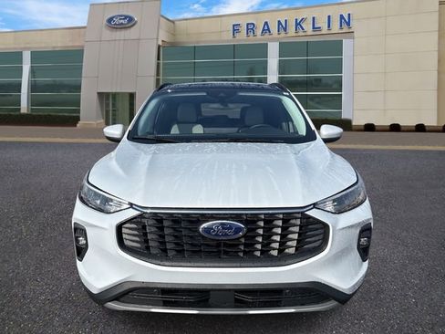 New 2026 Ford Escape SE image 2