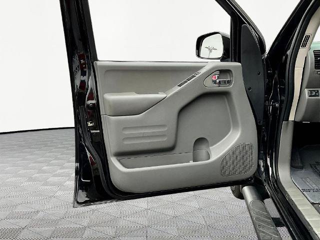Certified 2020 Nissan Frontier SV w/ Midnight Edition Floor Mats AWD/4WD image 21