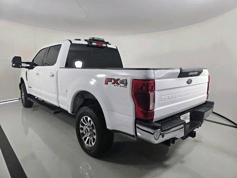 Used 2022 Ford F250 Lariat w/ Lariat Value Package image 5
