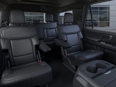 New 2026 Ford Expedition Platinum w/ Stealth Appearance Package AWD/4WD image 19