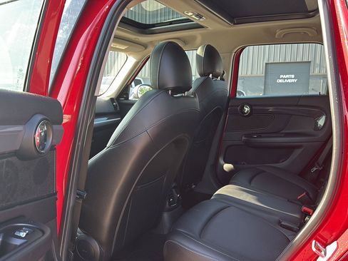 Used 2019 MINI Cooper Countryman S w/ Premium Package FWD image 10