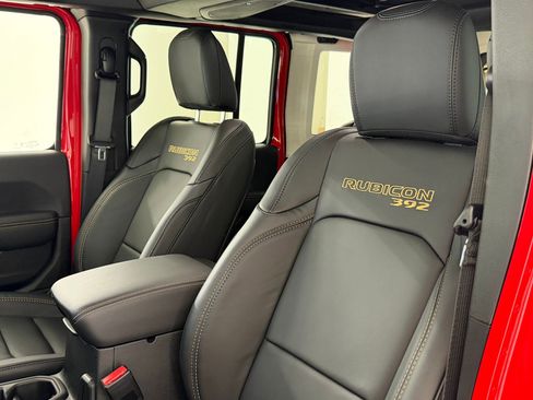 Used 2024 Jeep Wrangler Unlimited Rubicon 392 image 21