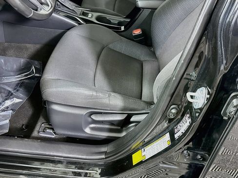 Used 2021 Toyota Corolla SE w/ Carpet Mat Package (TMS) FWD image 22