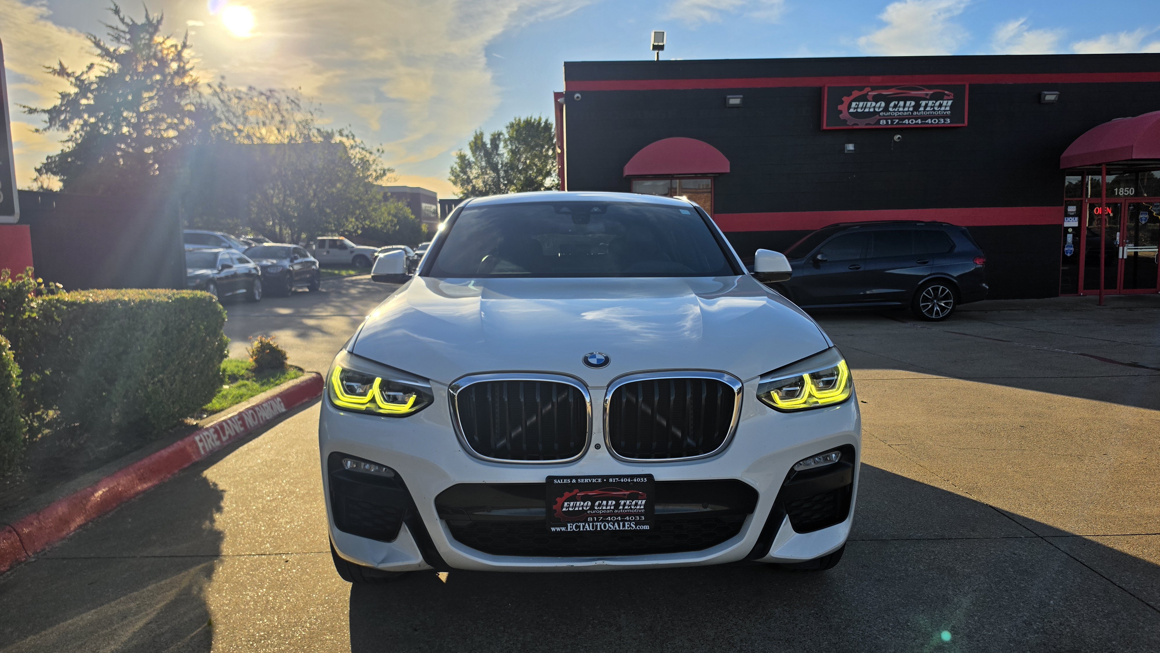 Used 2019 BMW X4 xDrive30i w/ Executive Package AWD/4WD image 5