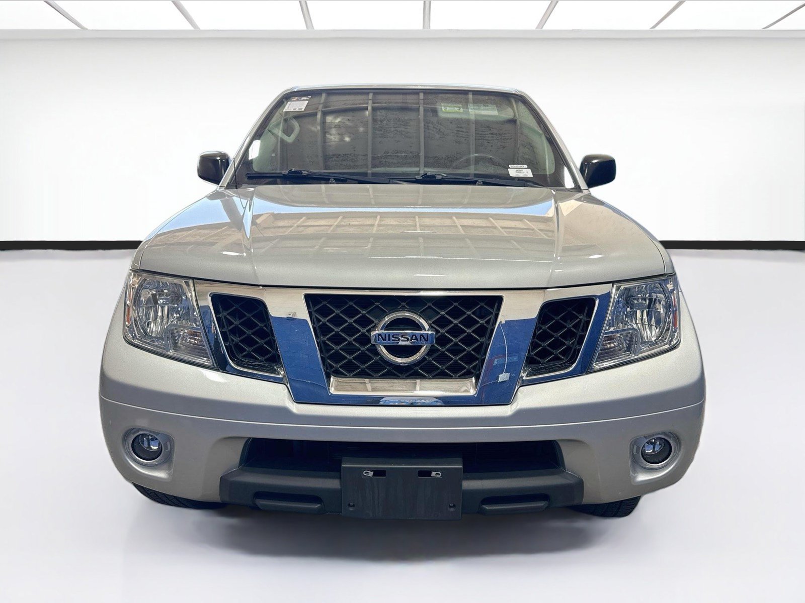 Used 2021 Nissan Frontier SV AWD/4WD image 2