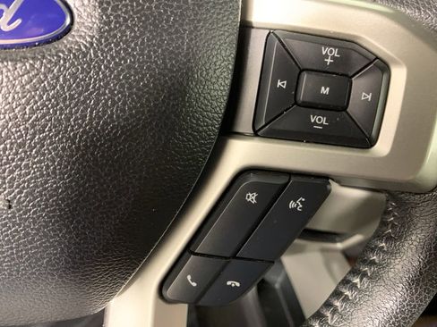 Used 2015 Ford F150 Lariat AWD/4WD image 23