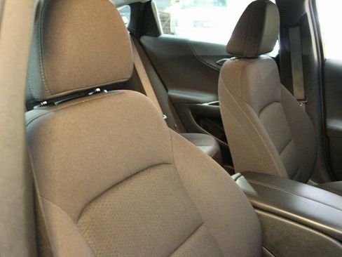 Used 2023 Chevrolet Malibu LT w/ Sport Edition FWD image 11