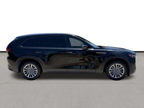 Certified 2024 MAZDA CX-90 3.3 Turbo w/ Preferred Plus AWD/4WD image 4