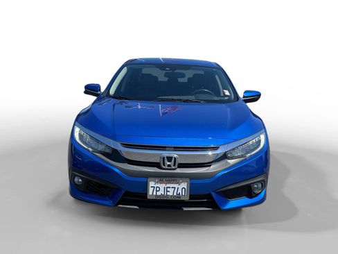 Used 2016 Honda Civic Touring image 8