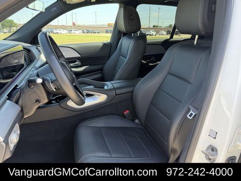 Used 2025 Mercedes-Benz GLE 350 4MATIC w/ Driver Assistance Package image 28