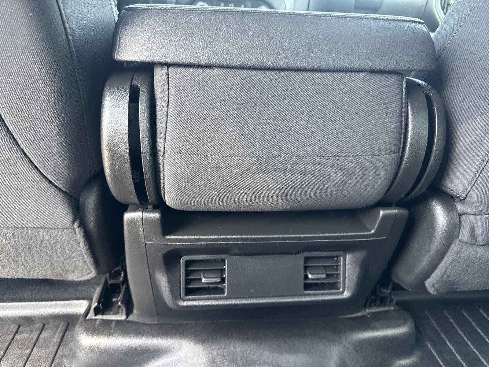 Used 2022 Chevrolet Silverado 1500 Custom w/ Safety Confidence Package AWD/4WD image 32