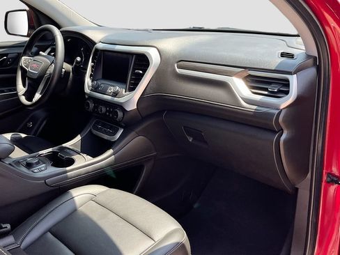 Used 2023 GMC Acadia SLT FWD image 32