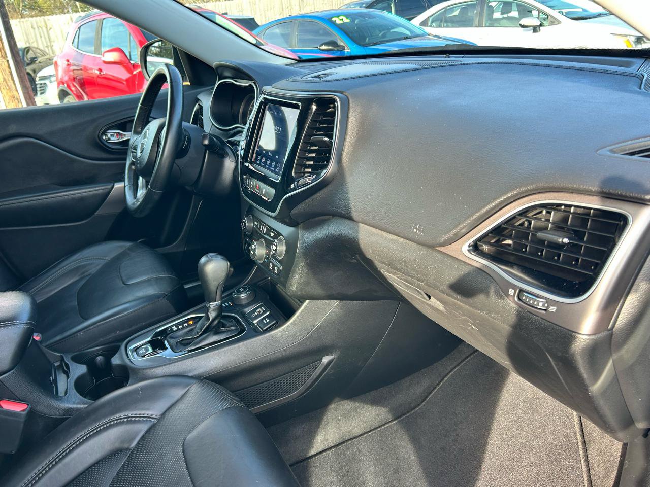 Used 2021 Jeep Cherokee Limited AWD/4WD image 9