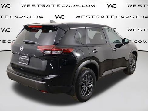Used 2025 Nissan Rogue S FWD image 43