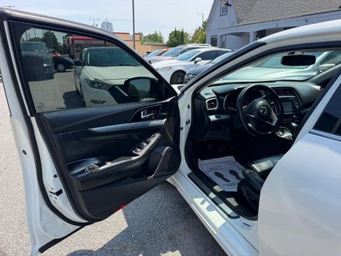 Used 2016 Nissan Maxima 3.5 SV FWD image 9