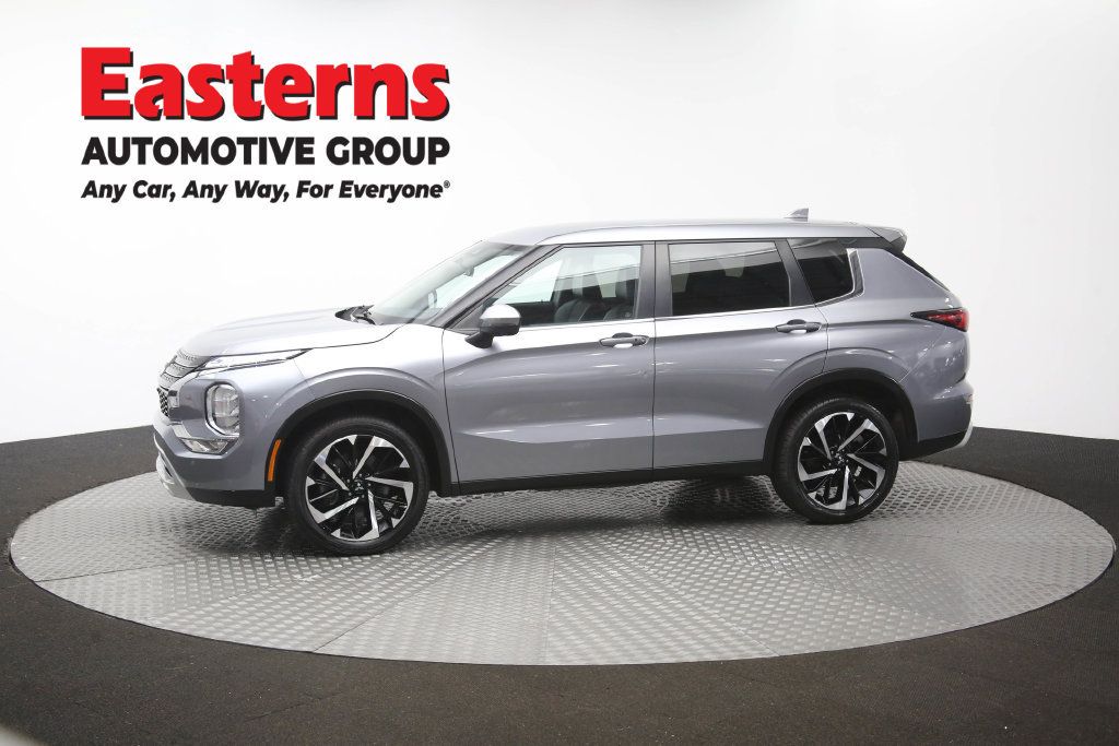 Used 2024 Mitsubishi Outlander SE FWD image 59