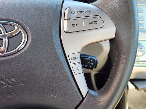 Used 2007 Toyota Camry XLE image 19