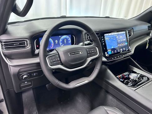 New 2026 Jeep Grand Wagoneer 4WD image 2