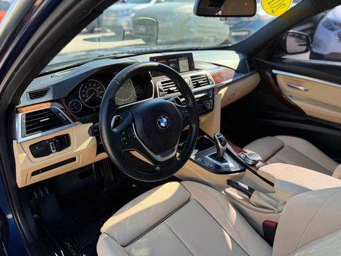 Used 2018 BMW 330i xDrive Sedan w/ Premium Package AWD/4WD image 15