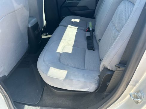 Used 2018 Chevrolet Colorado W/T w/ WT Convenience Package AWD/4WD image 5