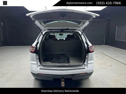 Used 2017 Chevrolet Traverse LS AWD/4WD image 41