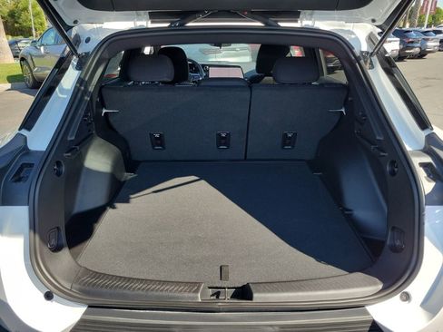 New 2026 Chevrolet Equinox EV LT image 19