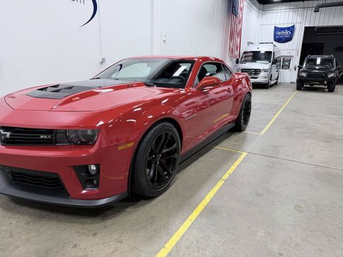 Used 2013 Chevrolet Camaro ZL1 RWD image 18