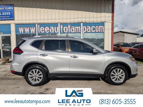 Used 2019 Nissan Rogue S image 3