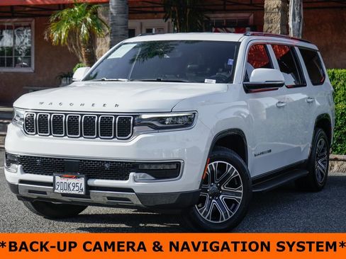 Used 2022 Jeep Wagoneer Series III w/ Rear Seat Video Group 1 image 4