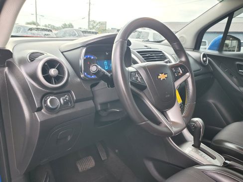 Used 2016 Chevrolet Trax LT w/ LT Convenience Package AWD/4WD image 13