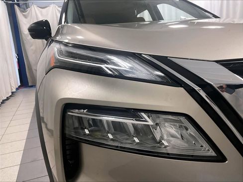 Used 2022 Nissan Rogue Platinum w/ Head-Up Display Package image 34