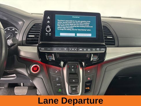 Used 2025 Honda Odyssey Sport-L image 17