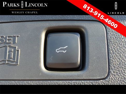 Certified 2022 Lincoln Corsair FWD image 9