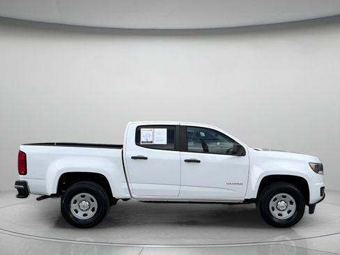 Used 2017 Chevrolet Colorado W/T w/ WT Convenience Package RWD image 2