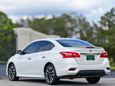 Used 2018 Nissan Sentra SR w/ Electronics Package FWD image 8