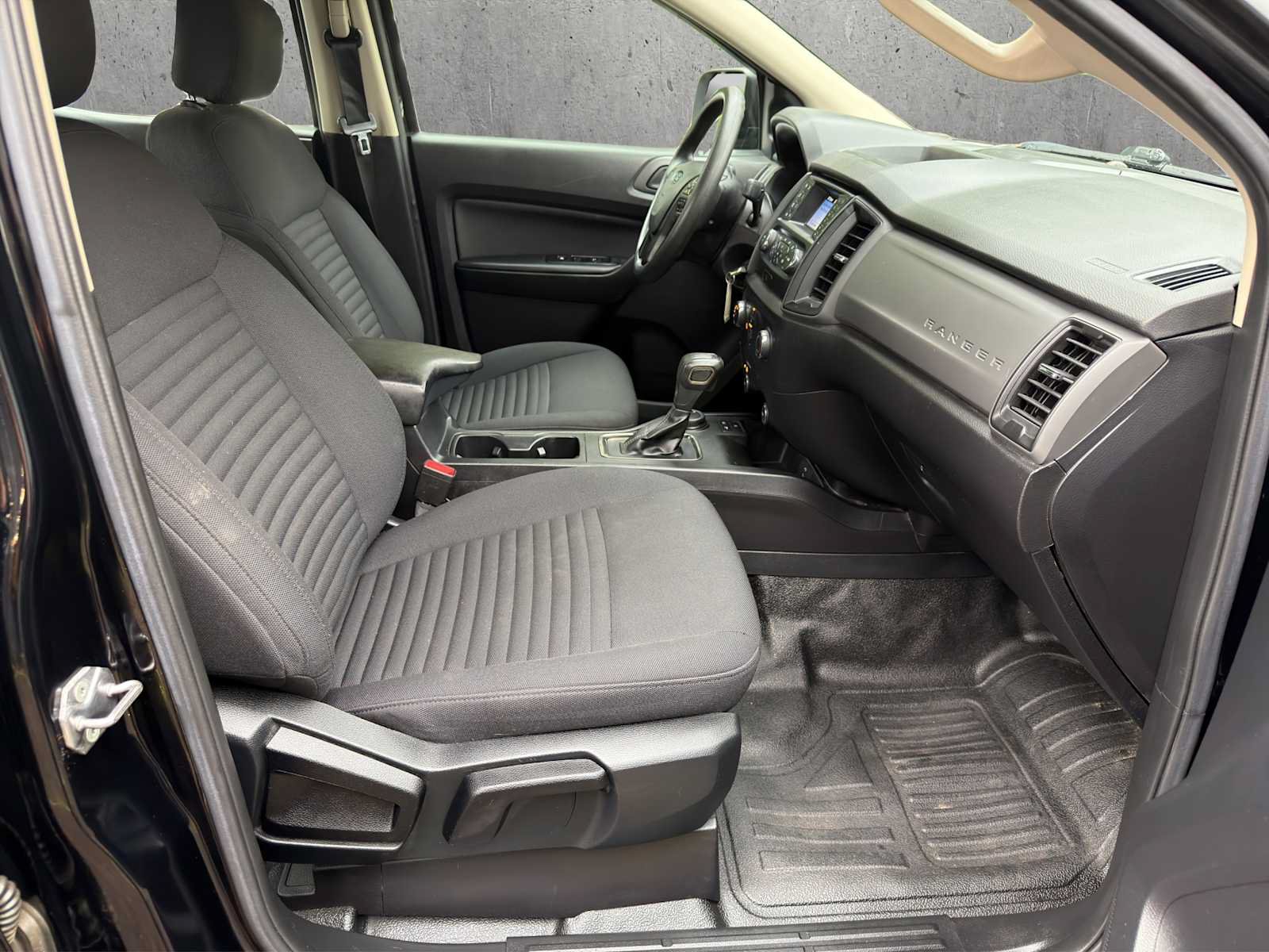 Used 2019 Ford Ranger XL w/ Equipment Group 101A Mid AWD/4WD image 18
