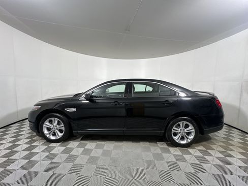 Used 2013 Ford Taurus SEL image 4
