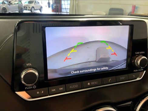 Used 2025 Nissan Sentra S FWD image 21