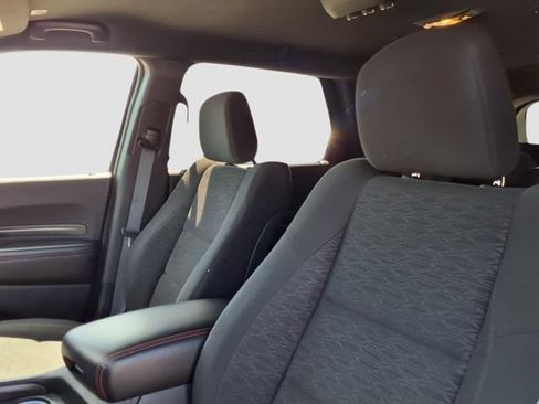 Used 2023 Dodge Durango GT image 19