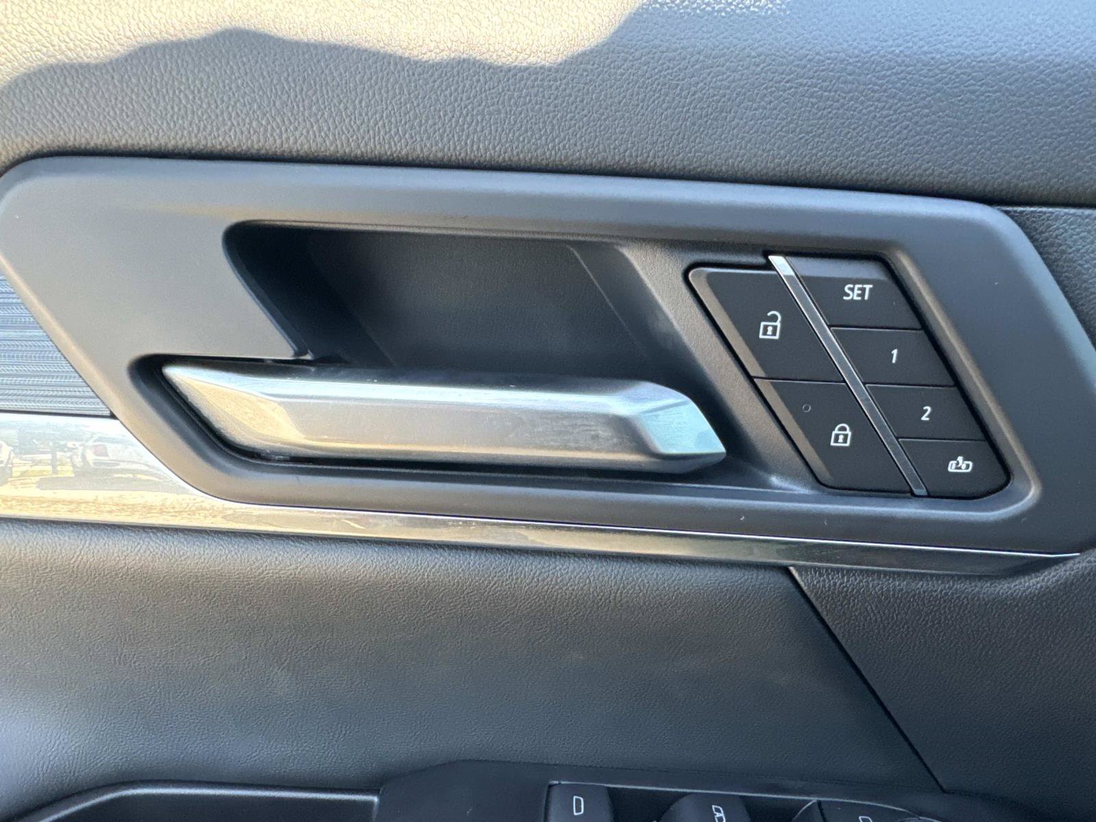 New 2027 GMC Terrain Elevation FWD image 20