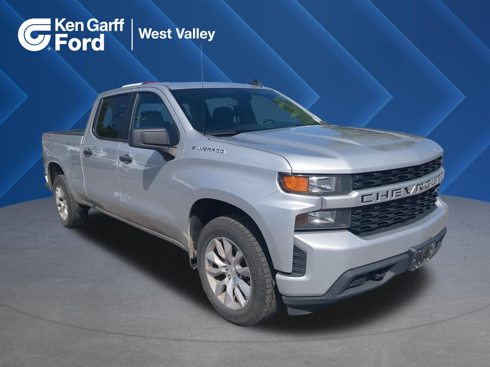 Used 2022 Chevrolet Silverado 1500 Custom w/ Safety Confidence Package AWD/4WD image 1