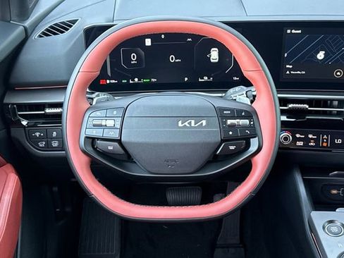 New 2026 Kia Sportage SX Prestige AWD/4WD image 17