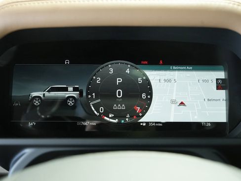 Used 2025 Land Rover Defender 110 X image 25