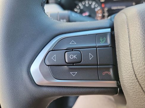 New 2026 Jeep Compass Limited image 5