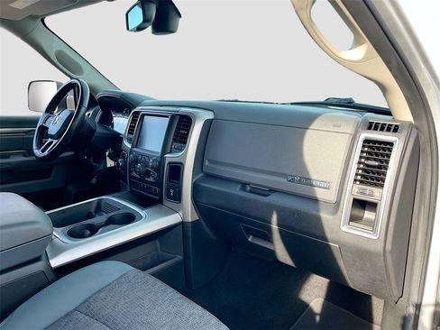 Used 2017 RAM 1500 Big Horn image 26