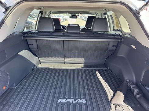 Used 2023 Toyota RAV4 XLE Premium FWD image 13