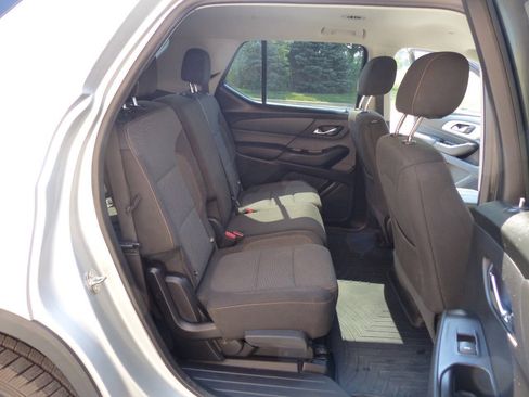 Used 2019 Chevrolet Traverse LS AWD/4WD image 42