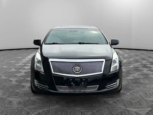 Used 2013 Cadillac XTS Platinum image 2